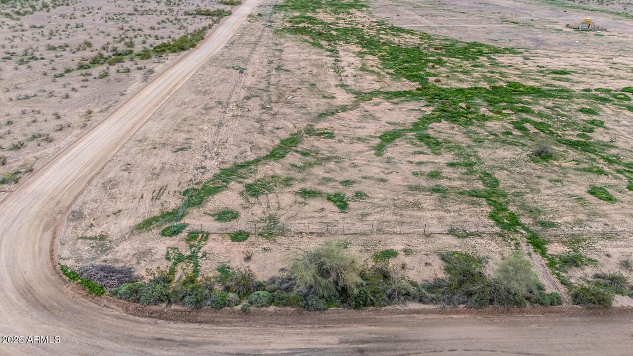 35900 Camelback Road - Photo 1