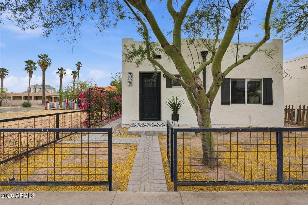 777 9TH Street - Photo 1