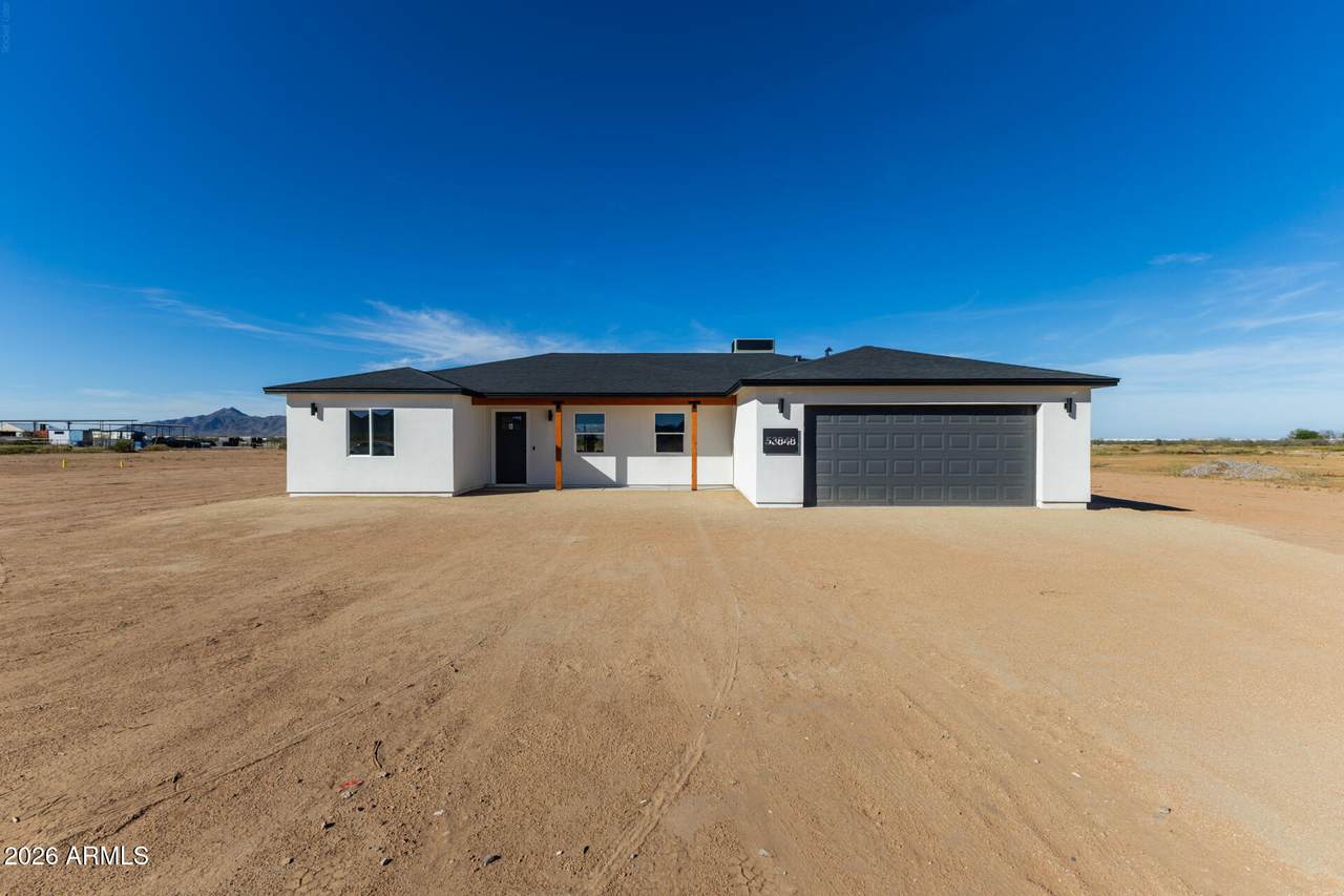 53848 Footprints Street - Photo 1