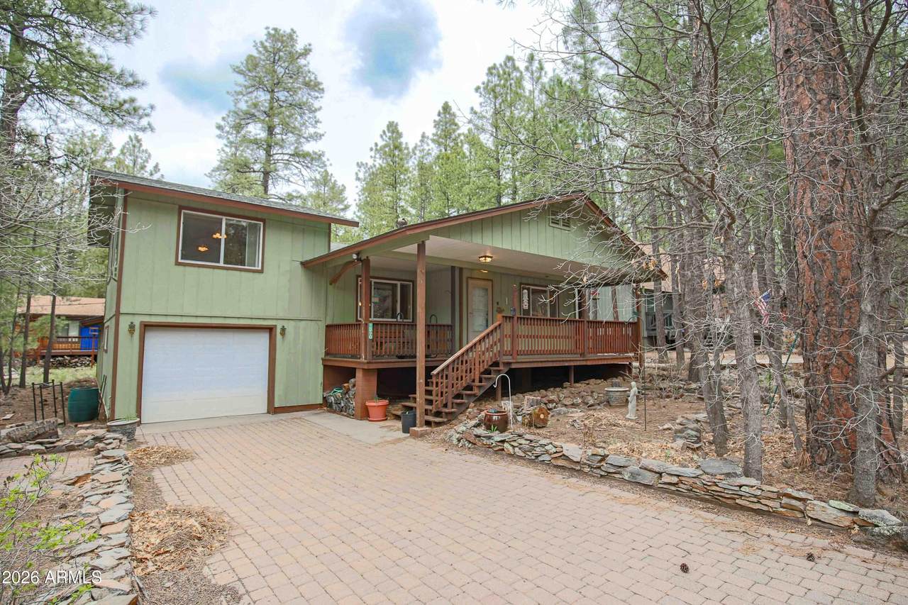 1390 Lobo Lane - Photo 1