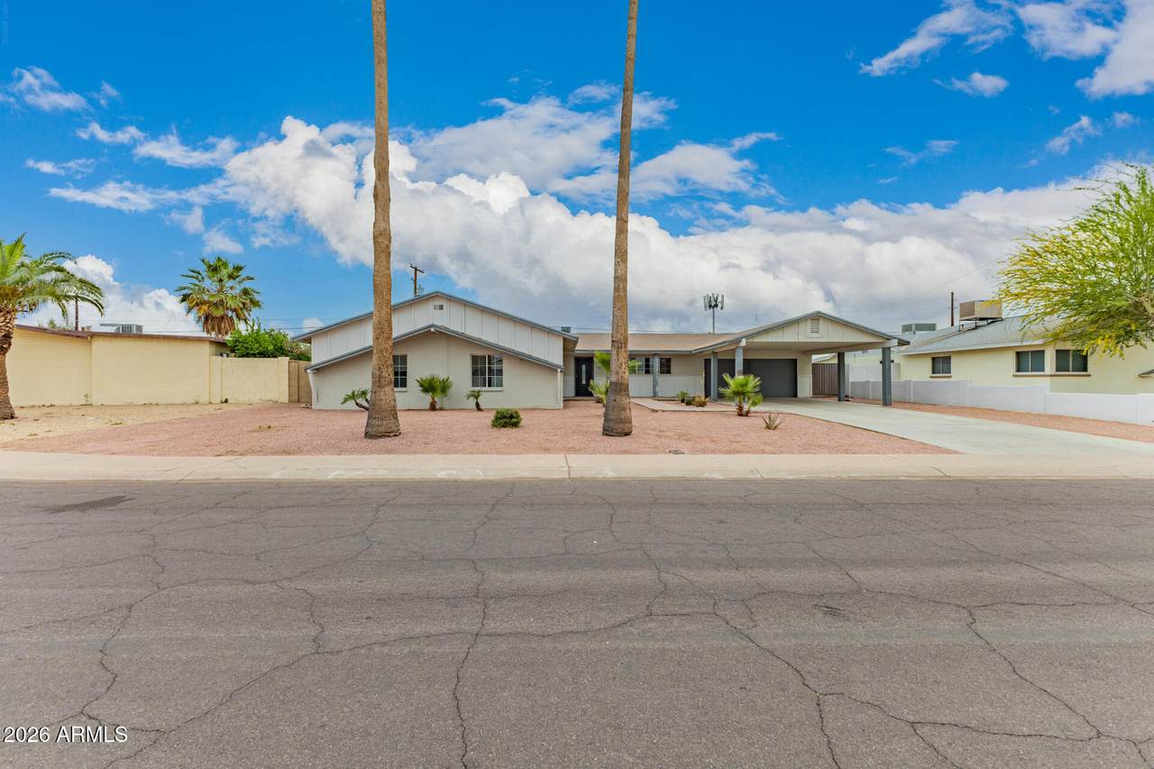 5017 64th Avenue - Photo 1