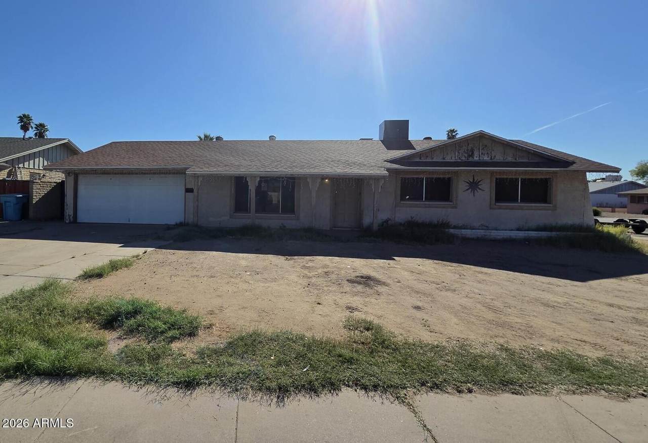 5327 40TH Lane - Photo 1