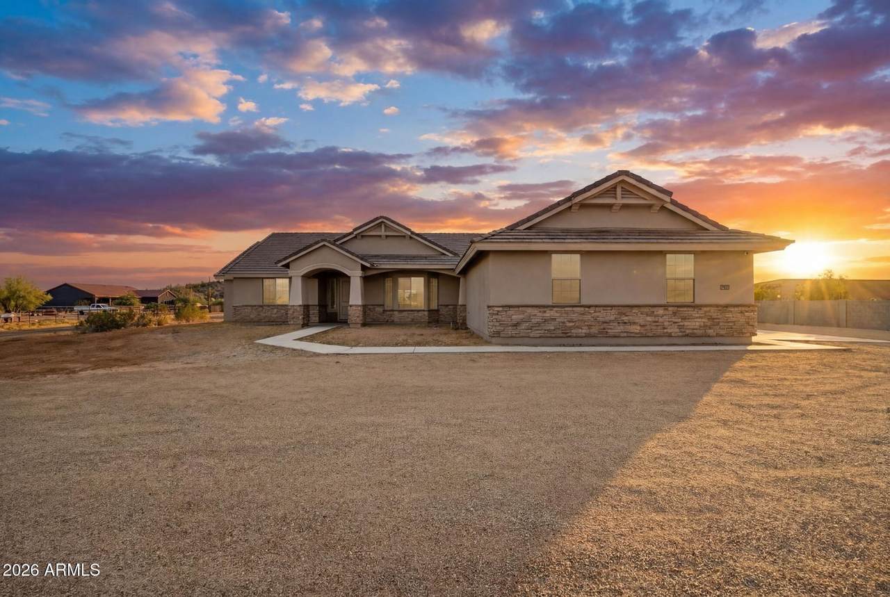 28744 Pamela Drive - Photo 1