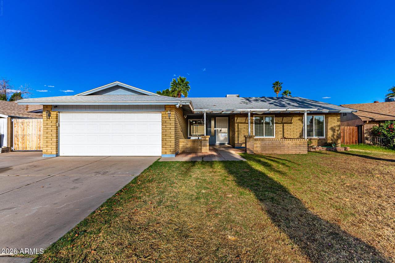 8521 53RD Drive - Photo 1