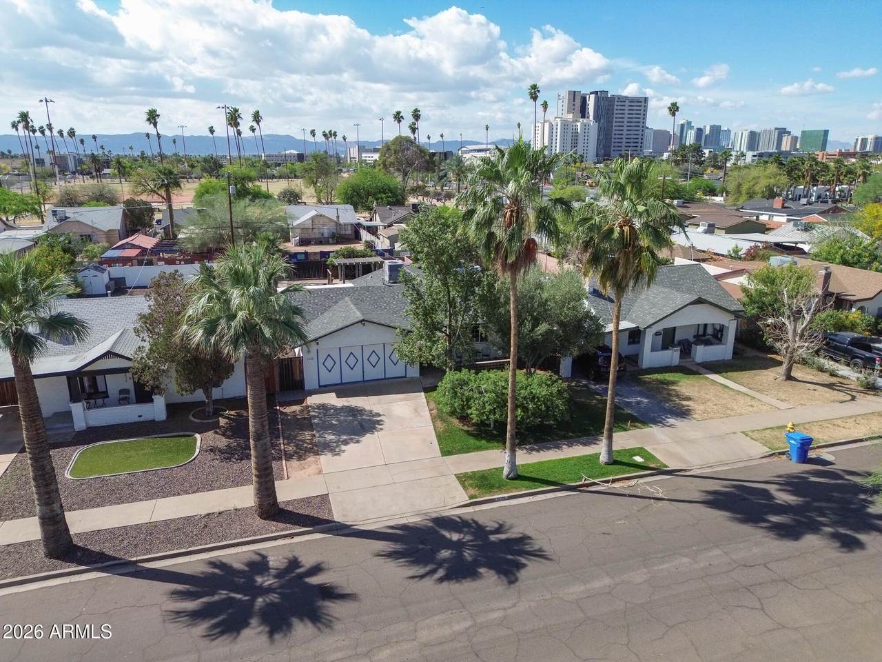 1225 Hubbell Street - Photo 1