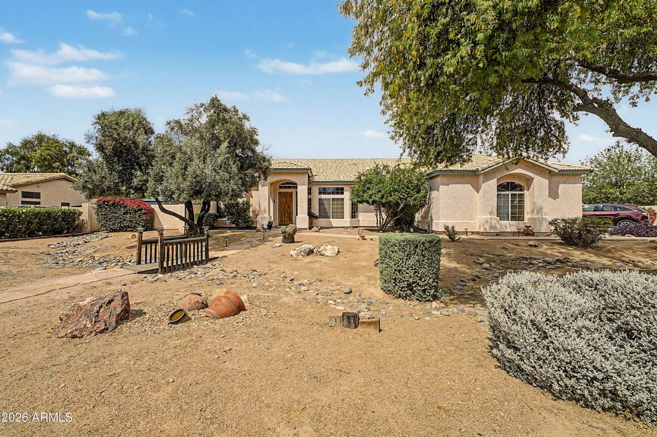 19336 Avenida Del Valle - Photo 1
