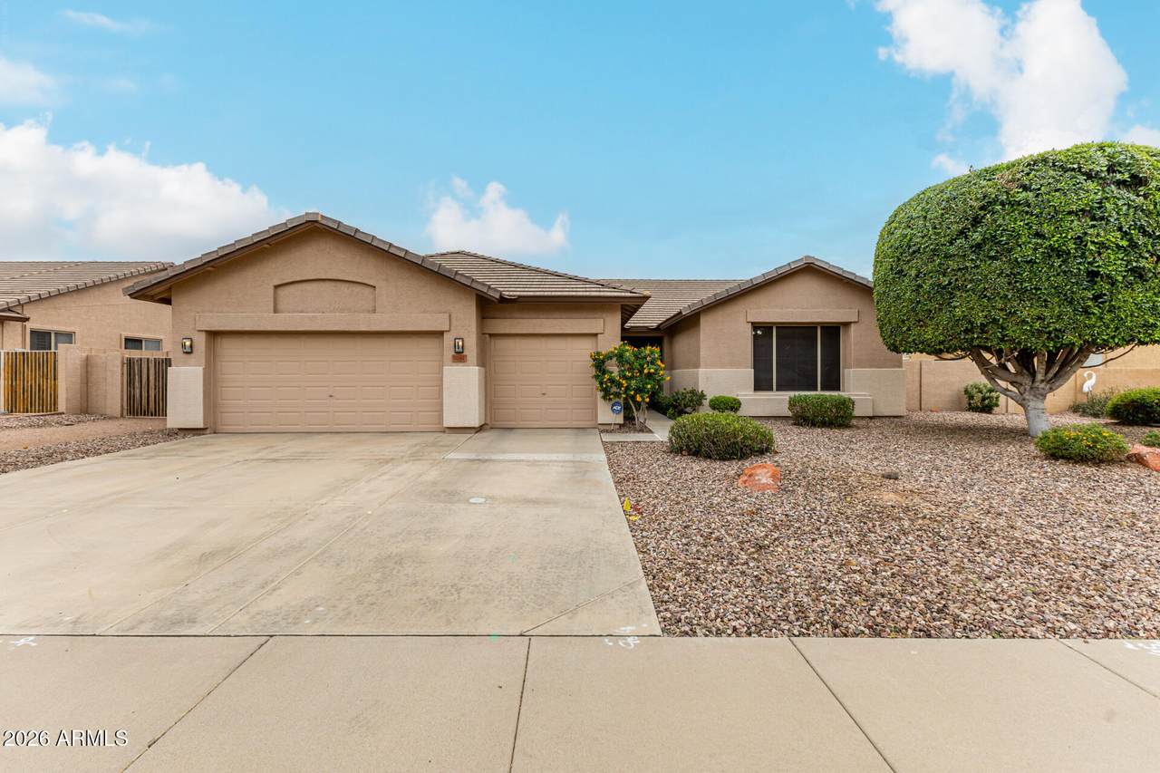 7041 Greenbriar Drive - Photo 1