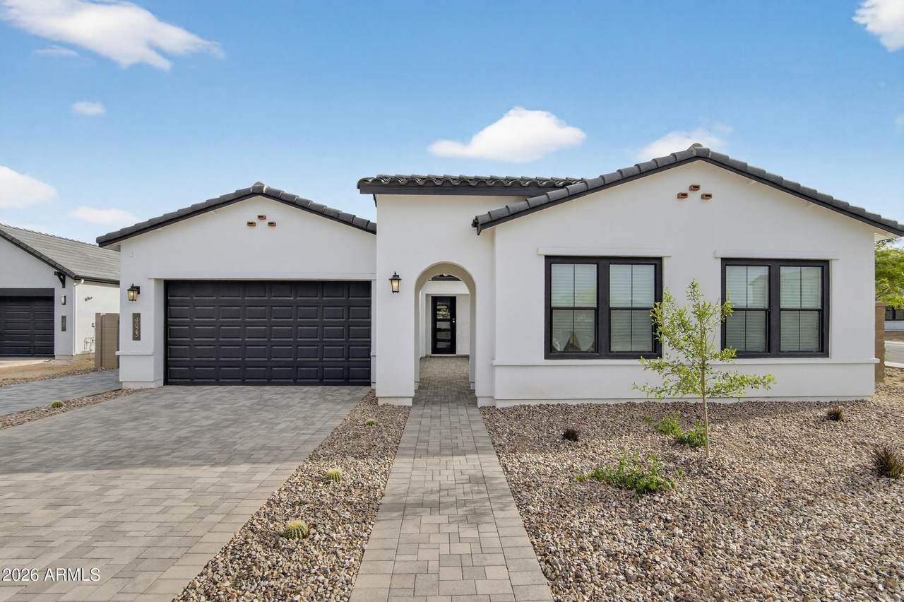 4823 Grayback Lane - Photo 1
