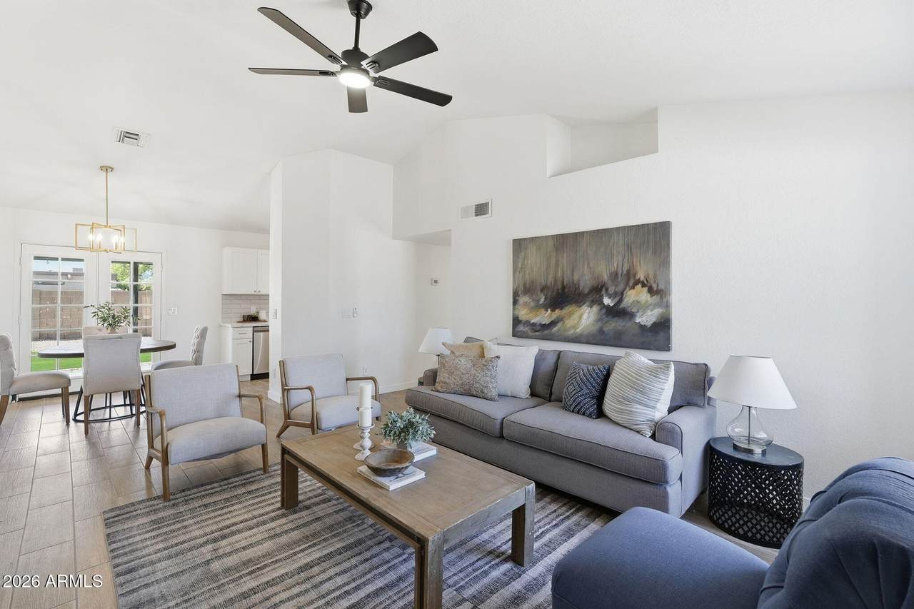 126 Cottonwood Street - Photo 1
