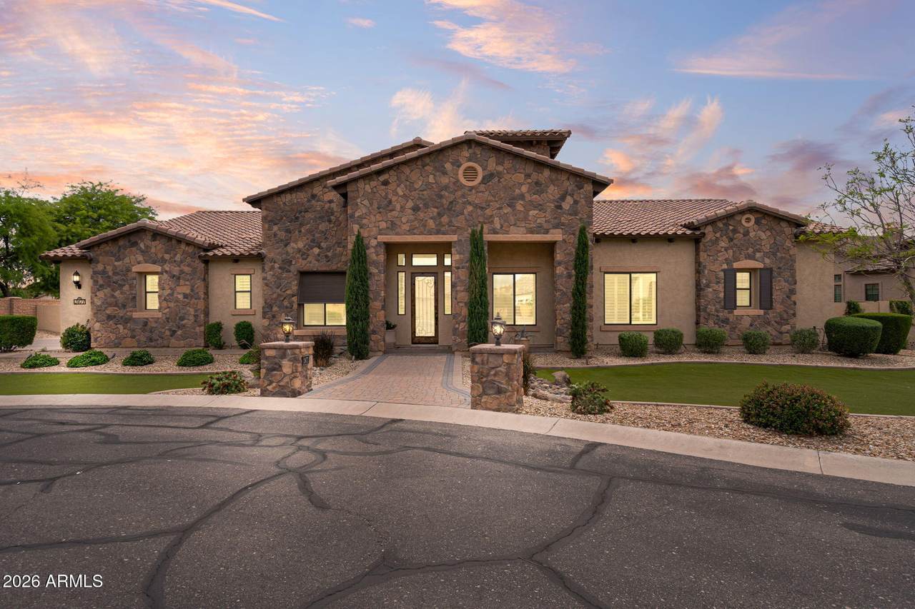 2471 Robin Court - Photo 1