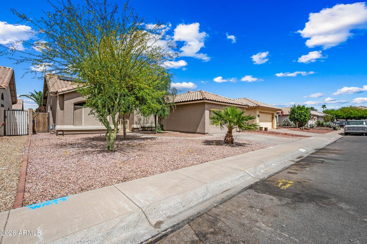 11526 Cyprus Drive - Photo 1