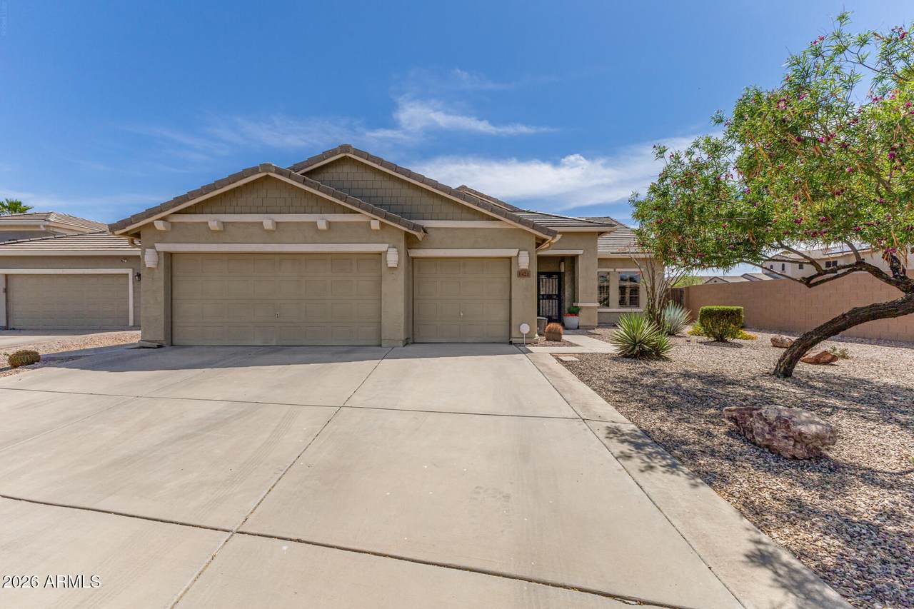 1421 Laurel Drive - Photo 1