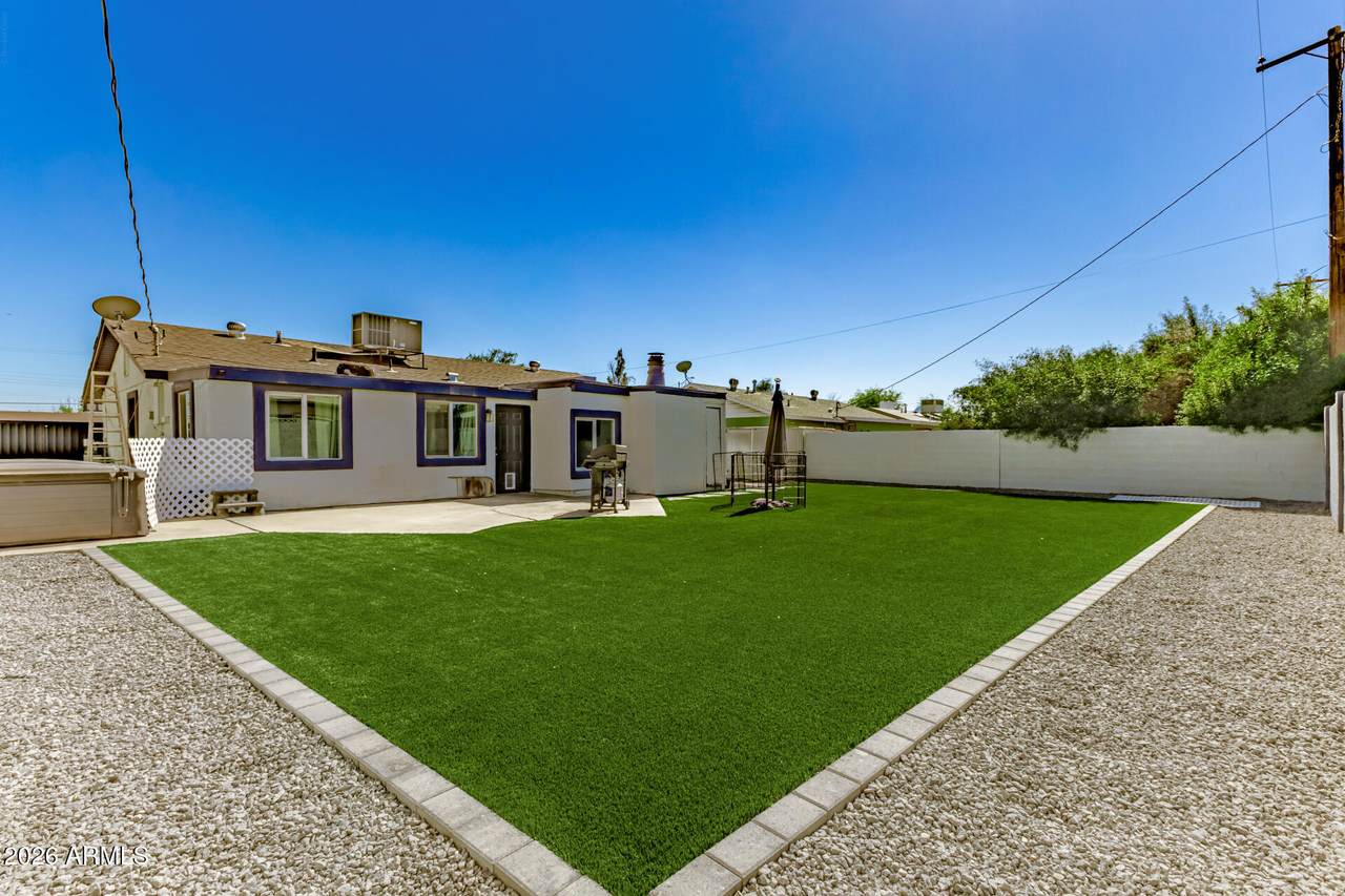 6952 Wolf Street - Photo 1