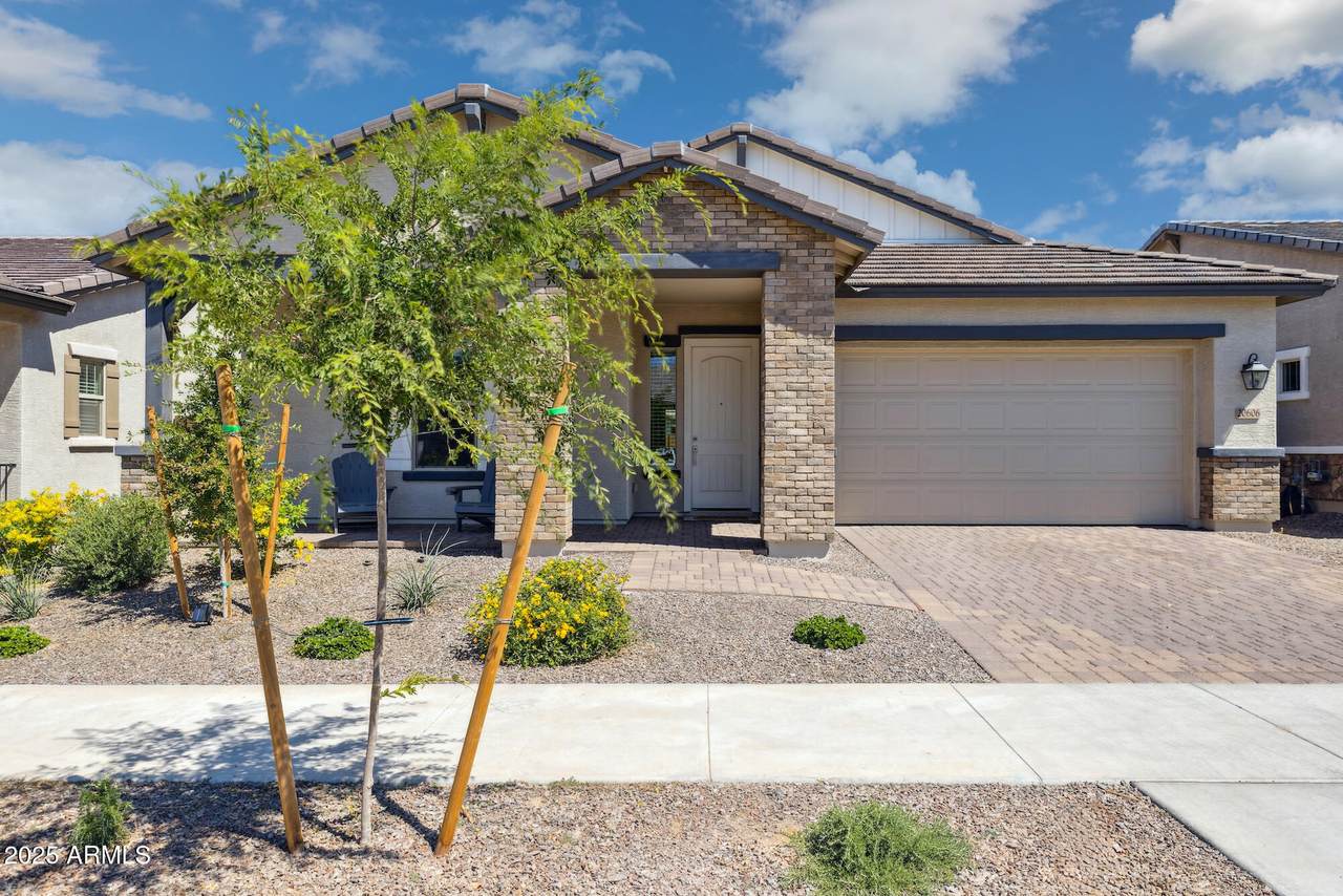 20606 Avenida Del Valle Court - Photo 1