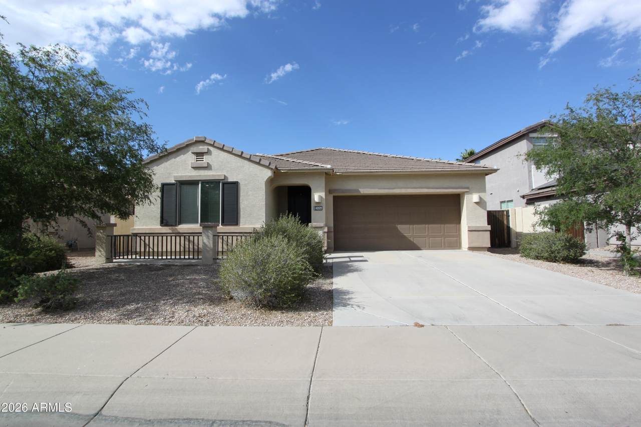 43522 Snow Drive - Photo 1