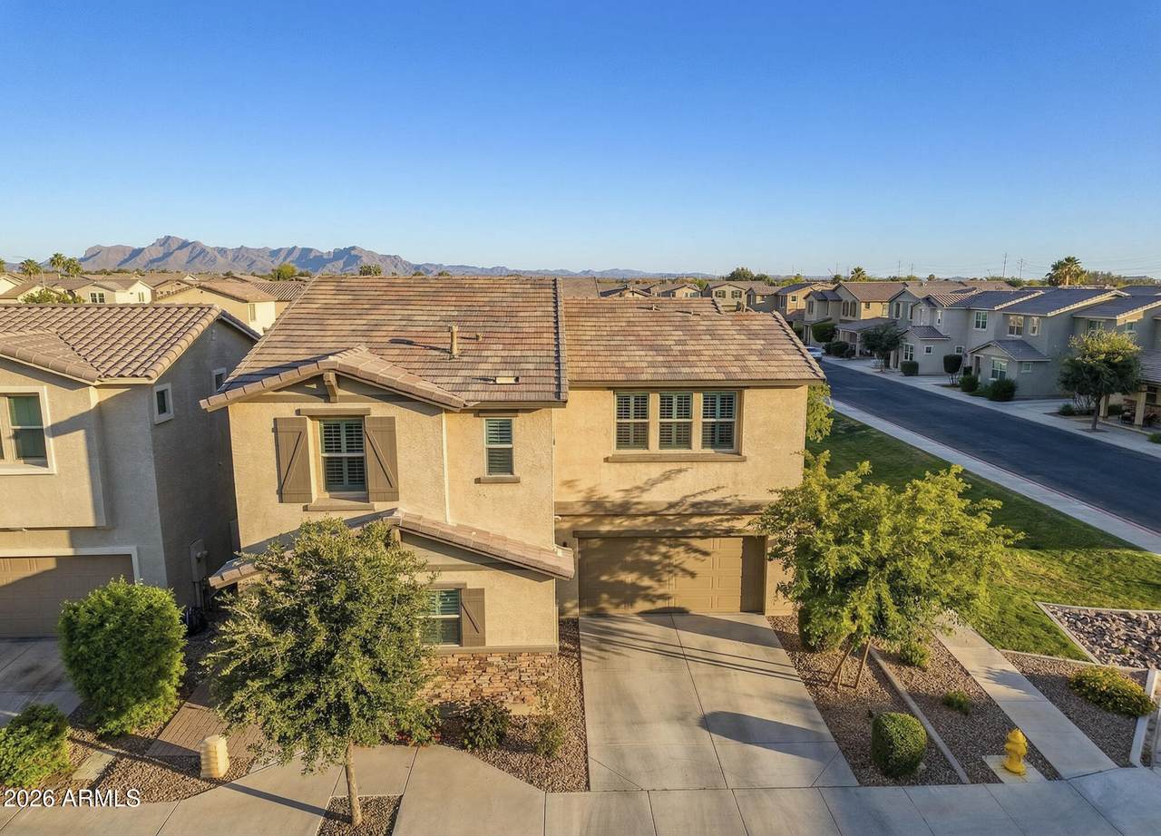 2833 Lynch - Photo 1