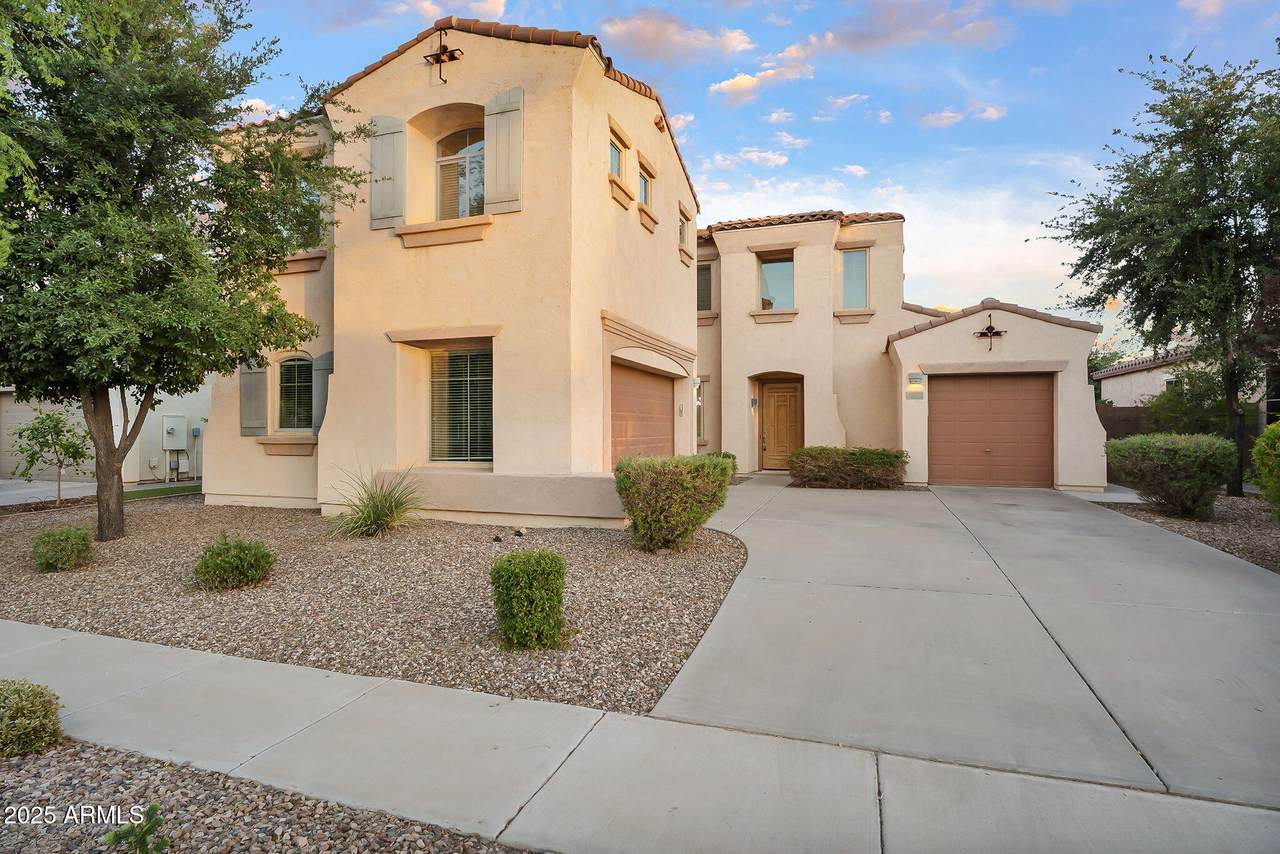 637 Indian Wells Place - Photo 1