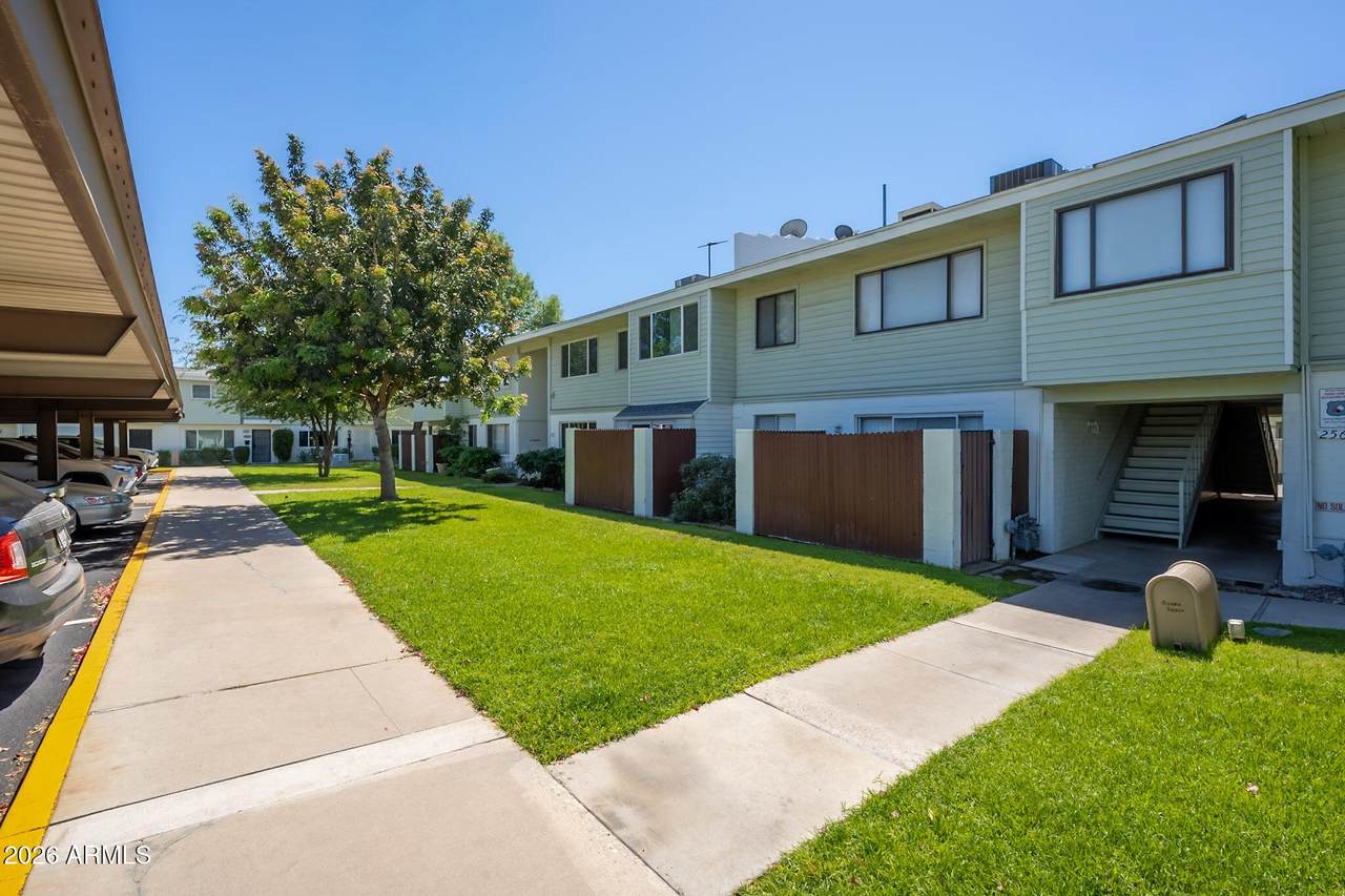 2569 Berridge Lane - Photo 1