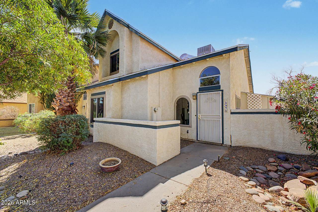 16496 68TH Avenue - Photo 1