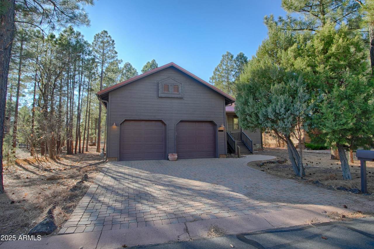 2471 Lodgepole Lane - Photo 1