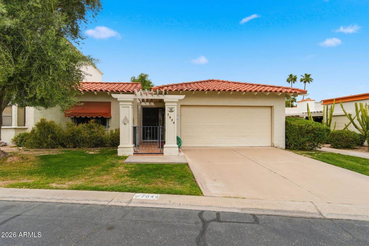 7644 Sandalwood Drive - Photo 1