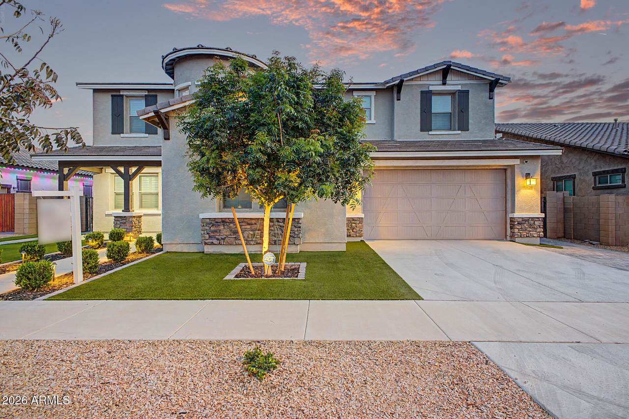 22725 Desert Hills Drive - Photo 1