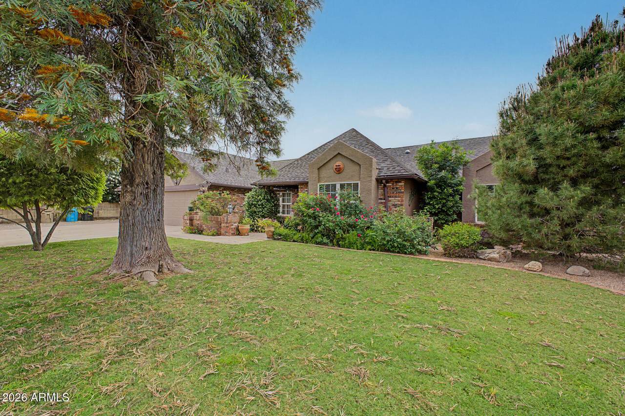 16216 54TH Street - Photo 1