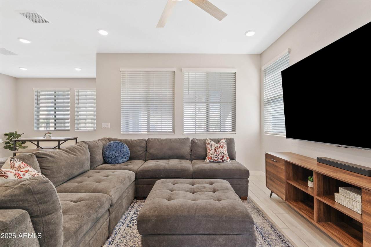 9310 Sequence Avenue - Photo 1
