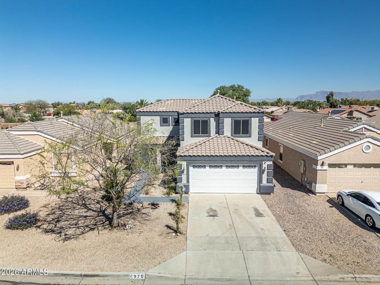 970 Christopher Street - Photo 1