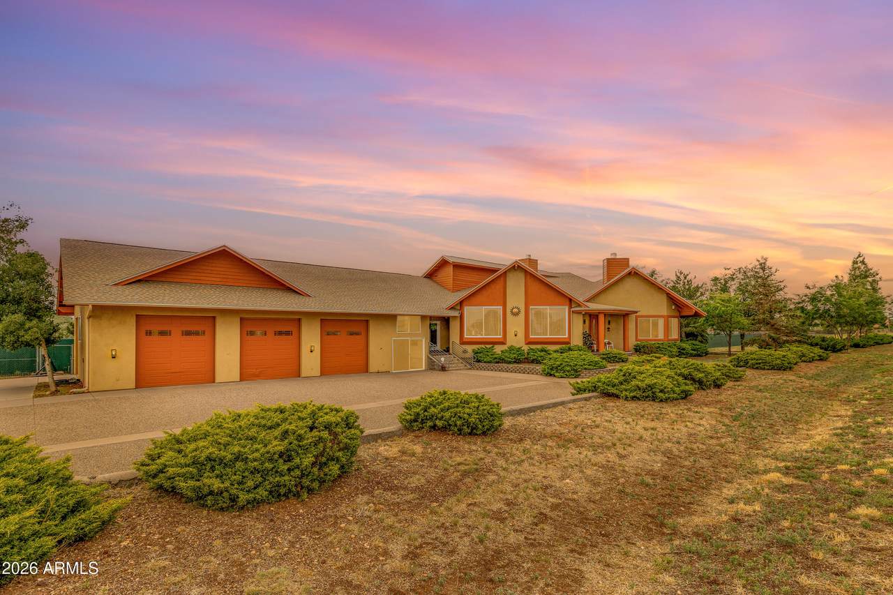 10076 Roan Road - Photo 1