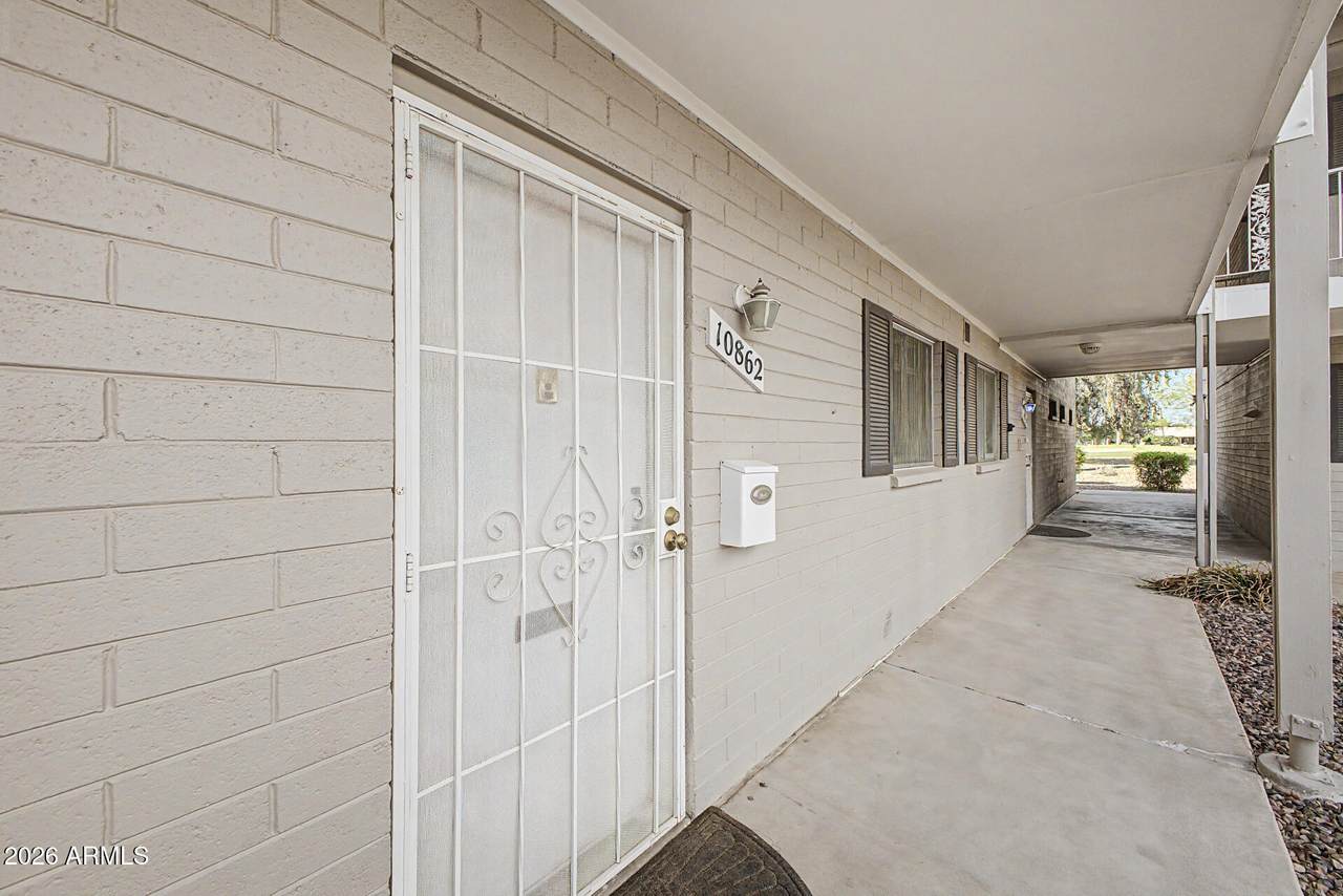 10862 Fairway Court - Photo 1