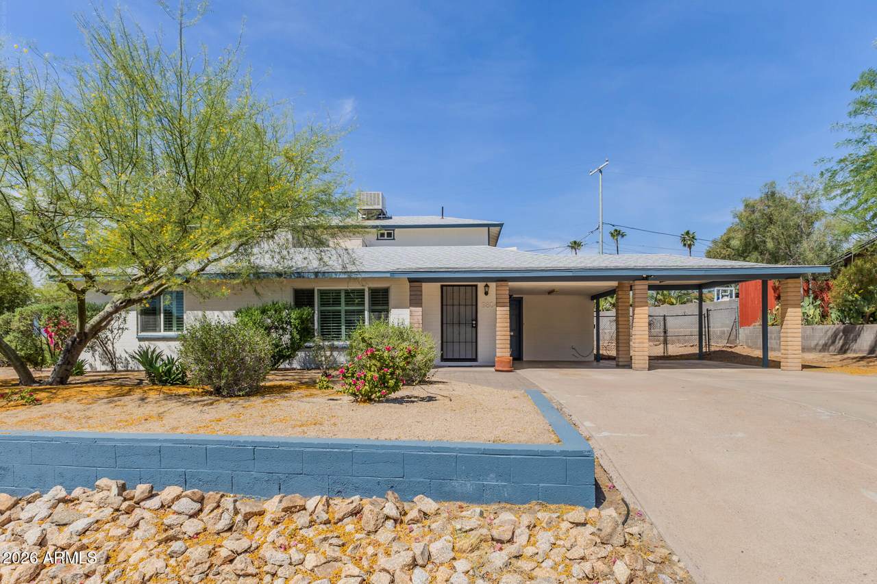 9804 4TH Avenue - Photo 1