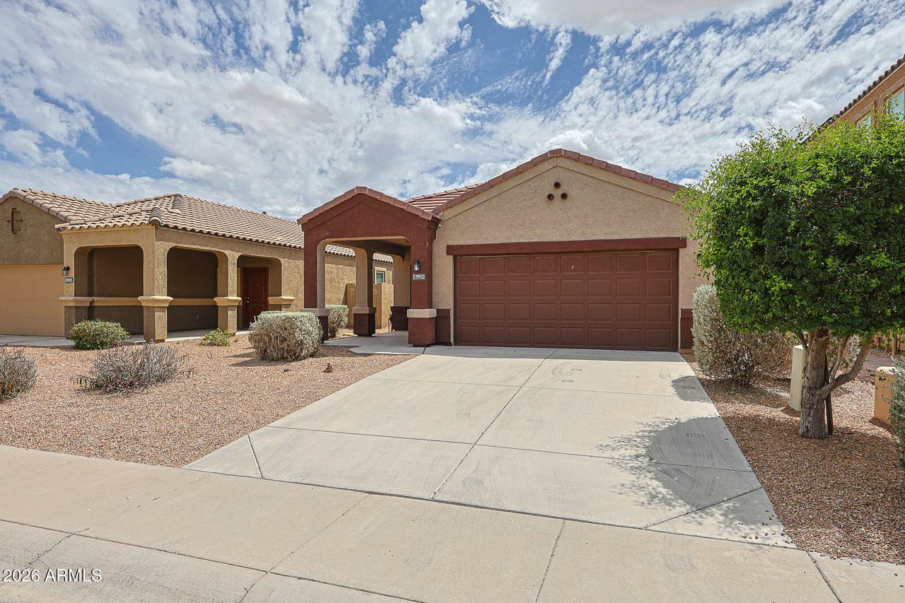 29933 Whitton Avenue - Photo 1