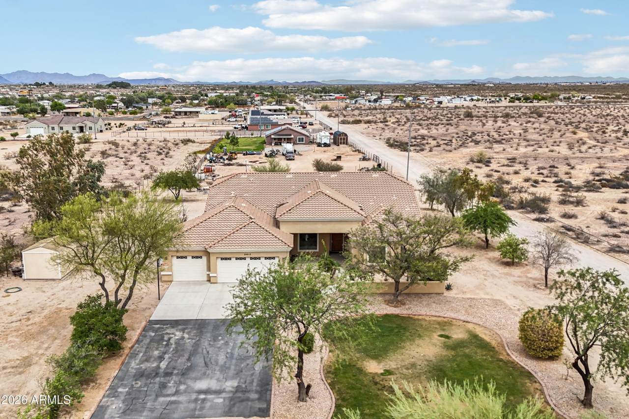 34812 Pima Street - Photo 1