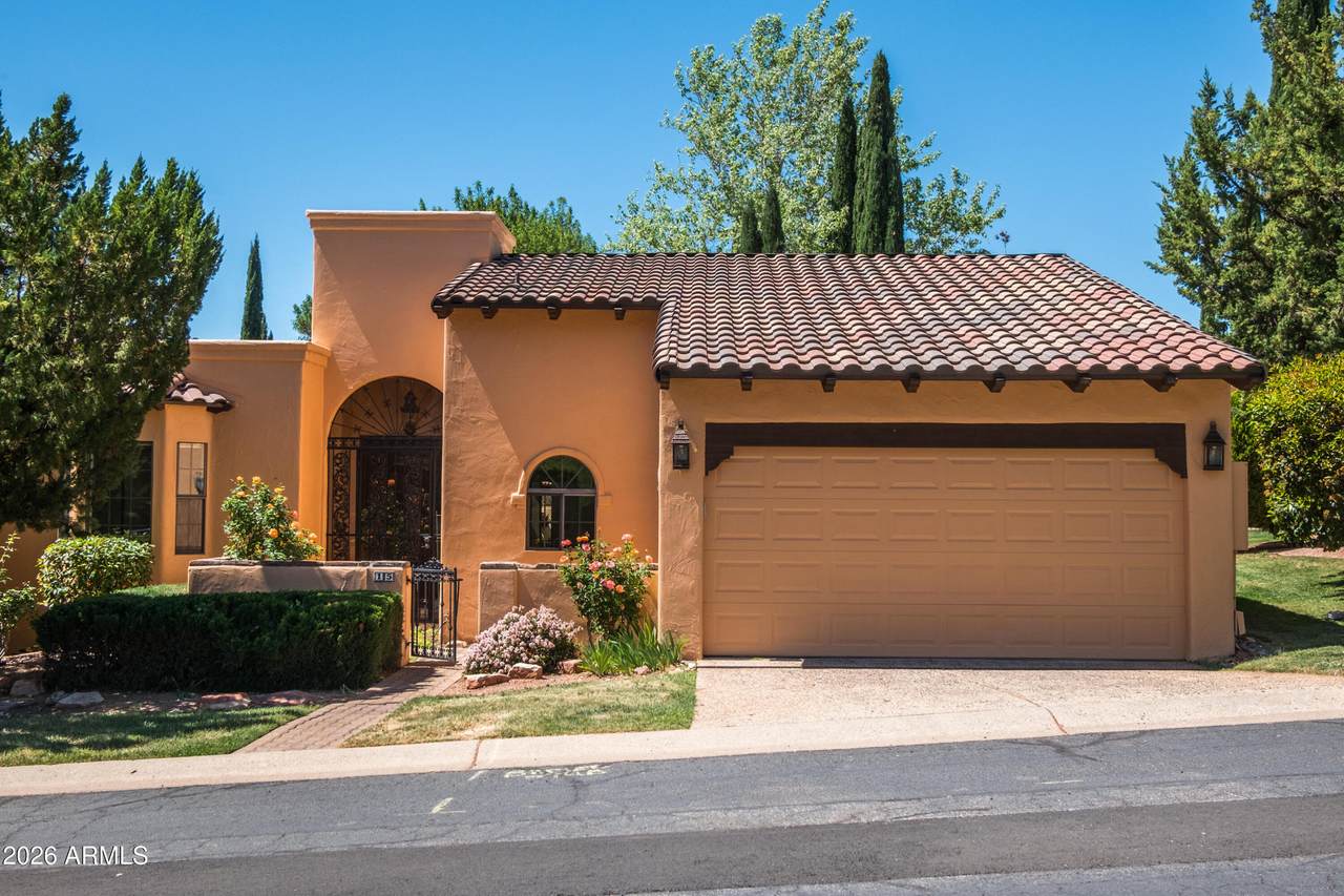 15 Ridge View Drive - Photo 1