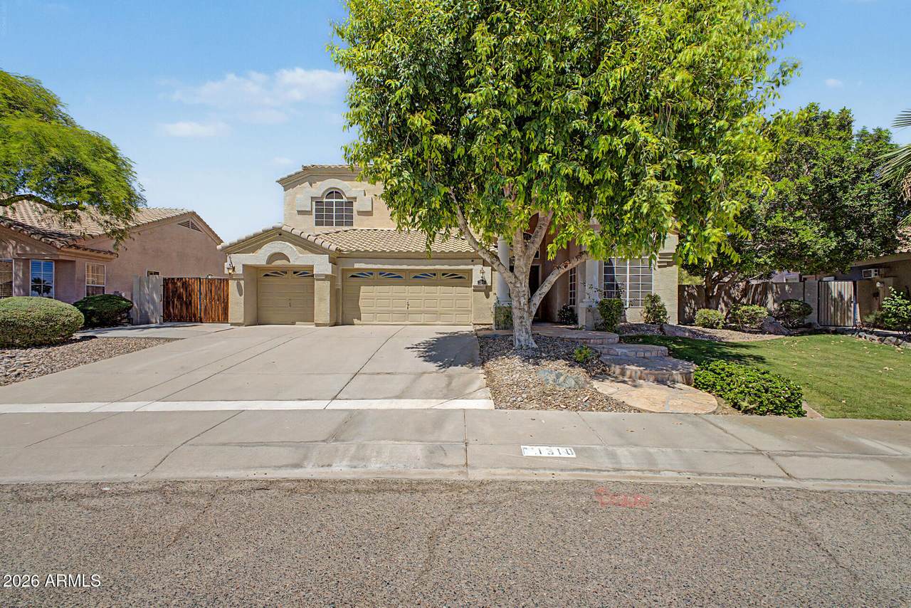1310 Amberwood Drive - Photo 1