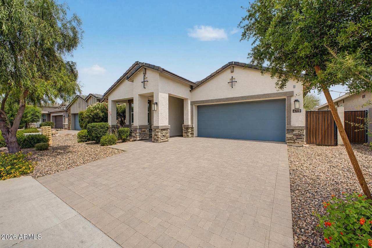 4719 119TH Drive - Photo 1