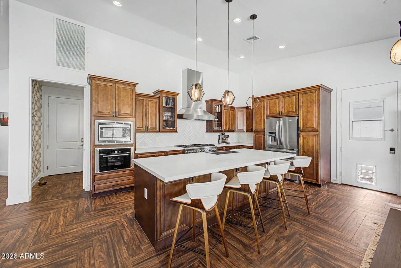 9098 Ludlow Drive - Photo 1