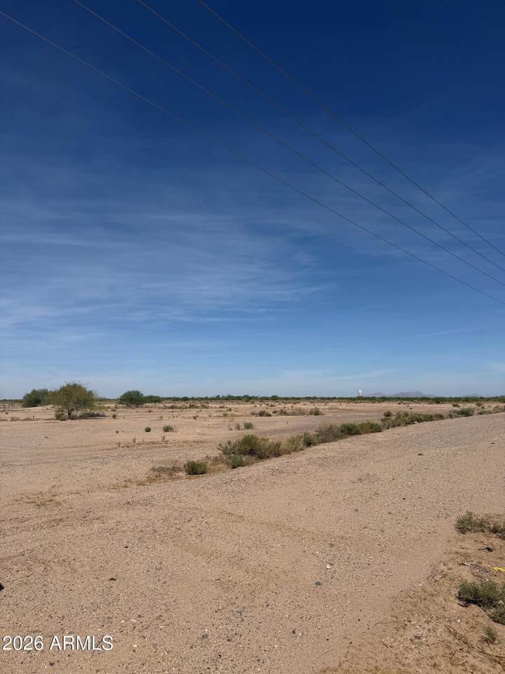 https://bt-photos.global.ssl.fastly.net/armls/1280_boomver_1_7020334-2.jpg