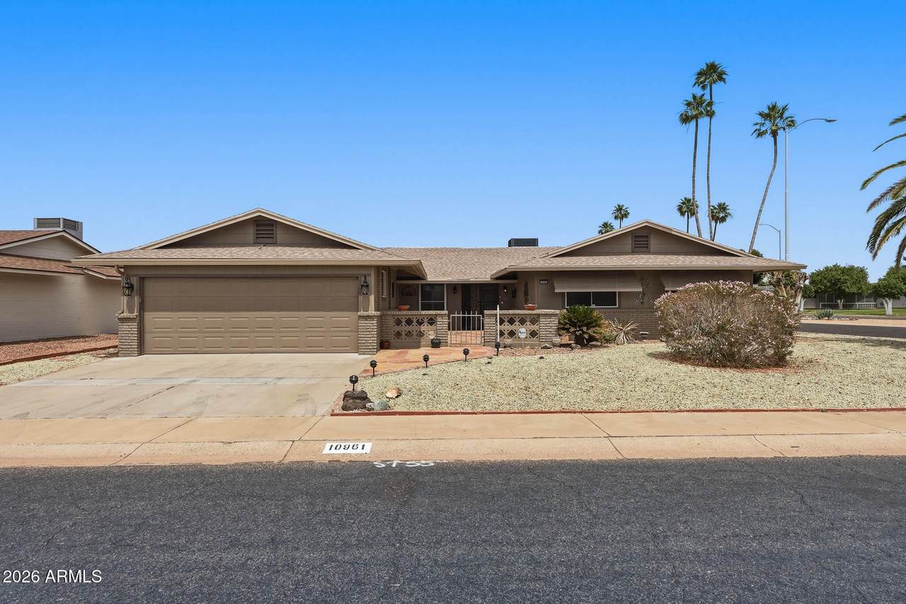 10961 Tropicana Circle - Photo 1