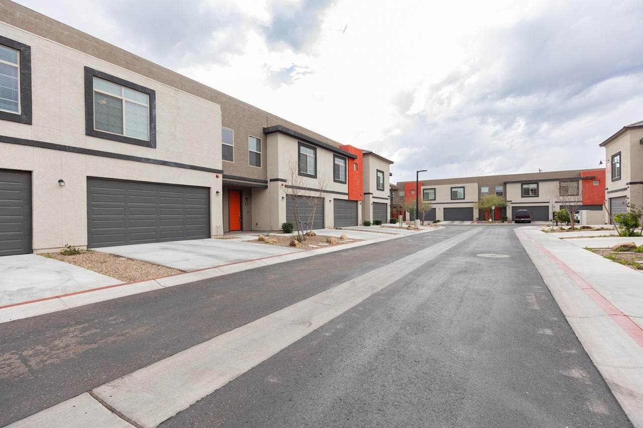 2950 38th Street - Photo 1