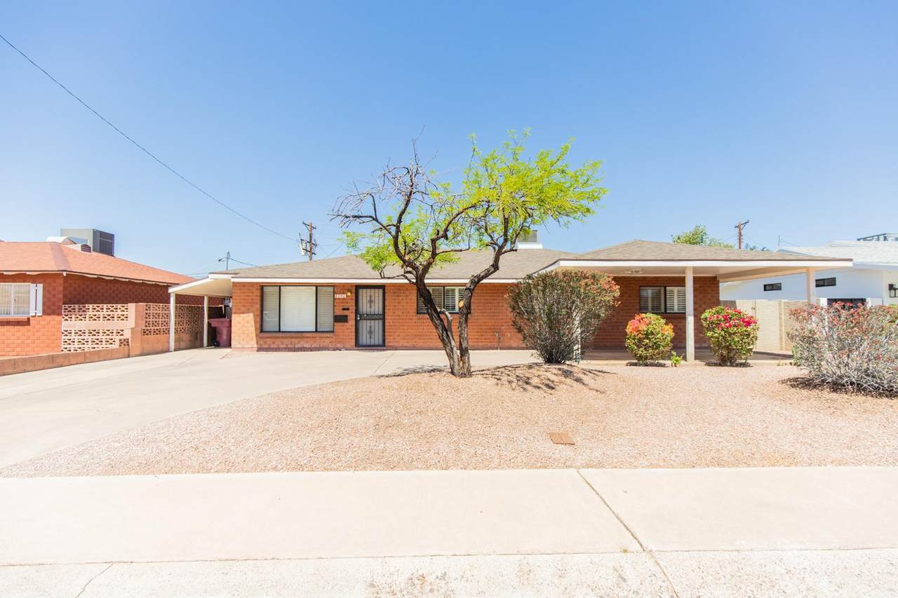 8050 Clarendon Avenue - Photo 1