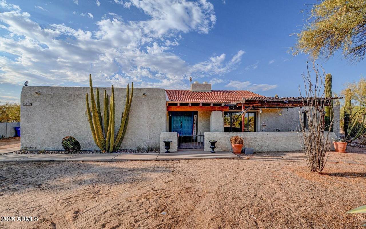 6520 Peak View Road - Photo 1