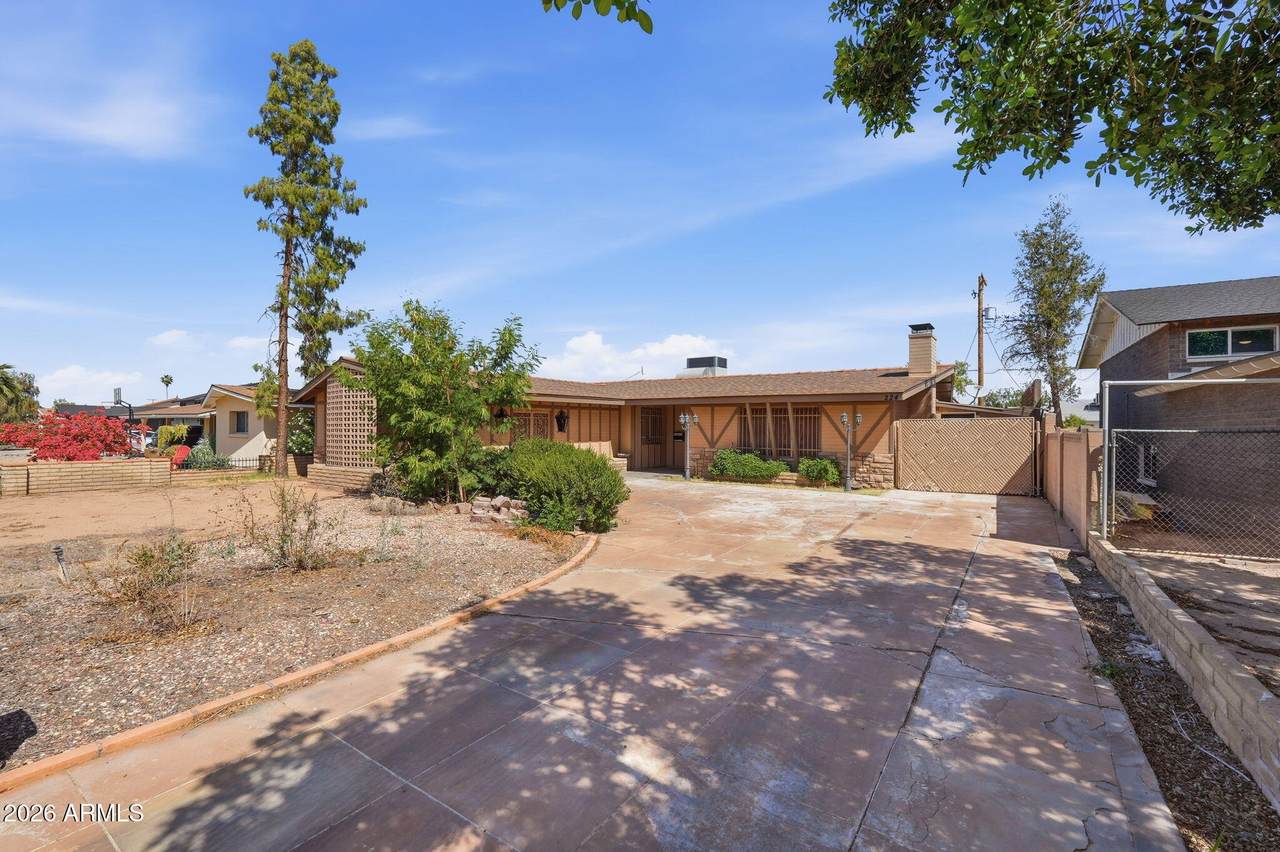 224 La Jolla Drive - Photo 1