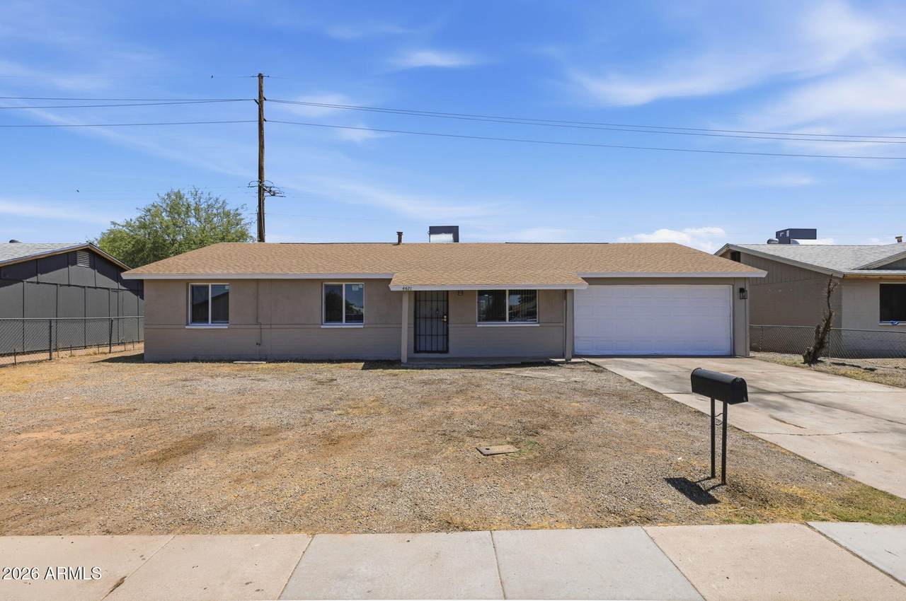 4421 71st Drive - Photo 1