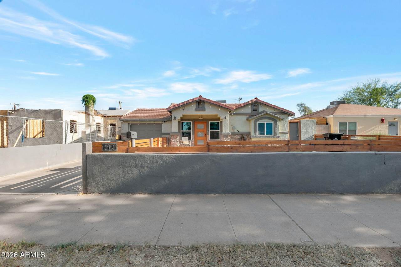 1505 Willetta Street - Photo 1