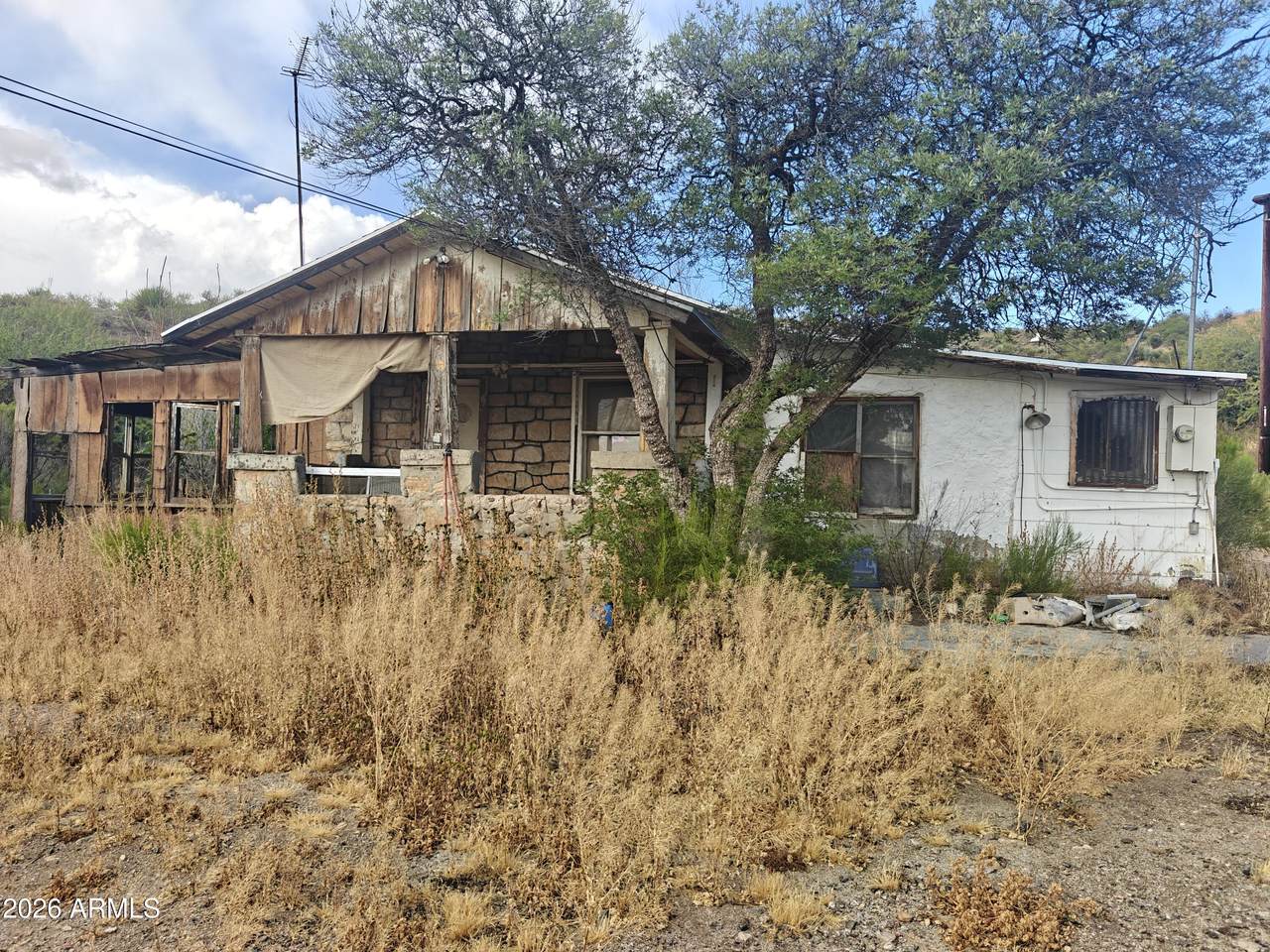 5615 Burnham Street - Photo 1
