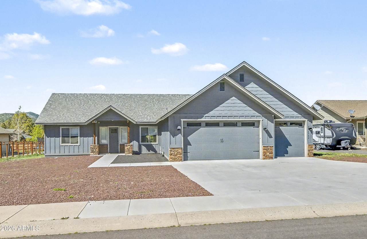 2762 Highland Meadows Drive - Photo 1