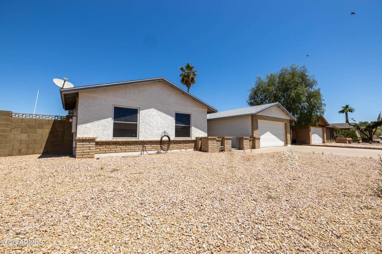 2418 Brooks Street - Photo 1