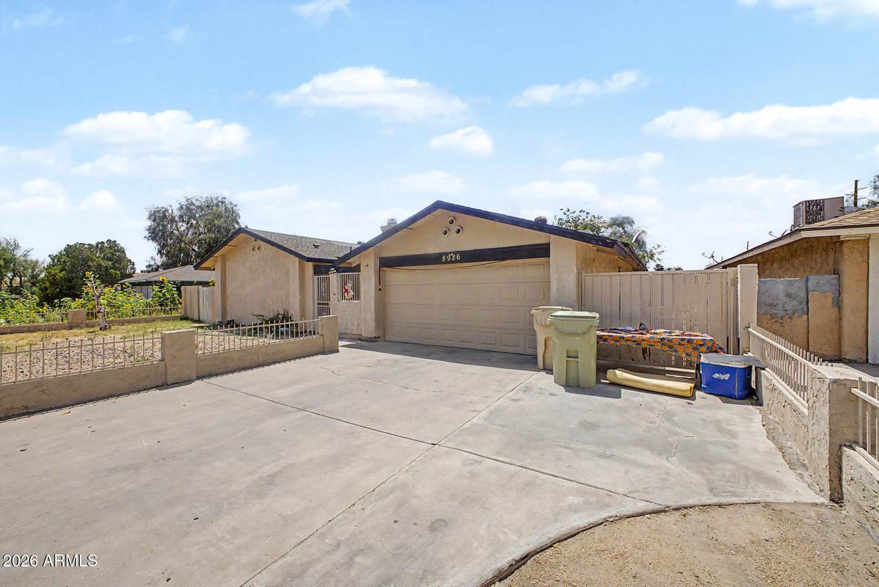8926 55TH Avenue - Photo 1